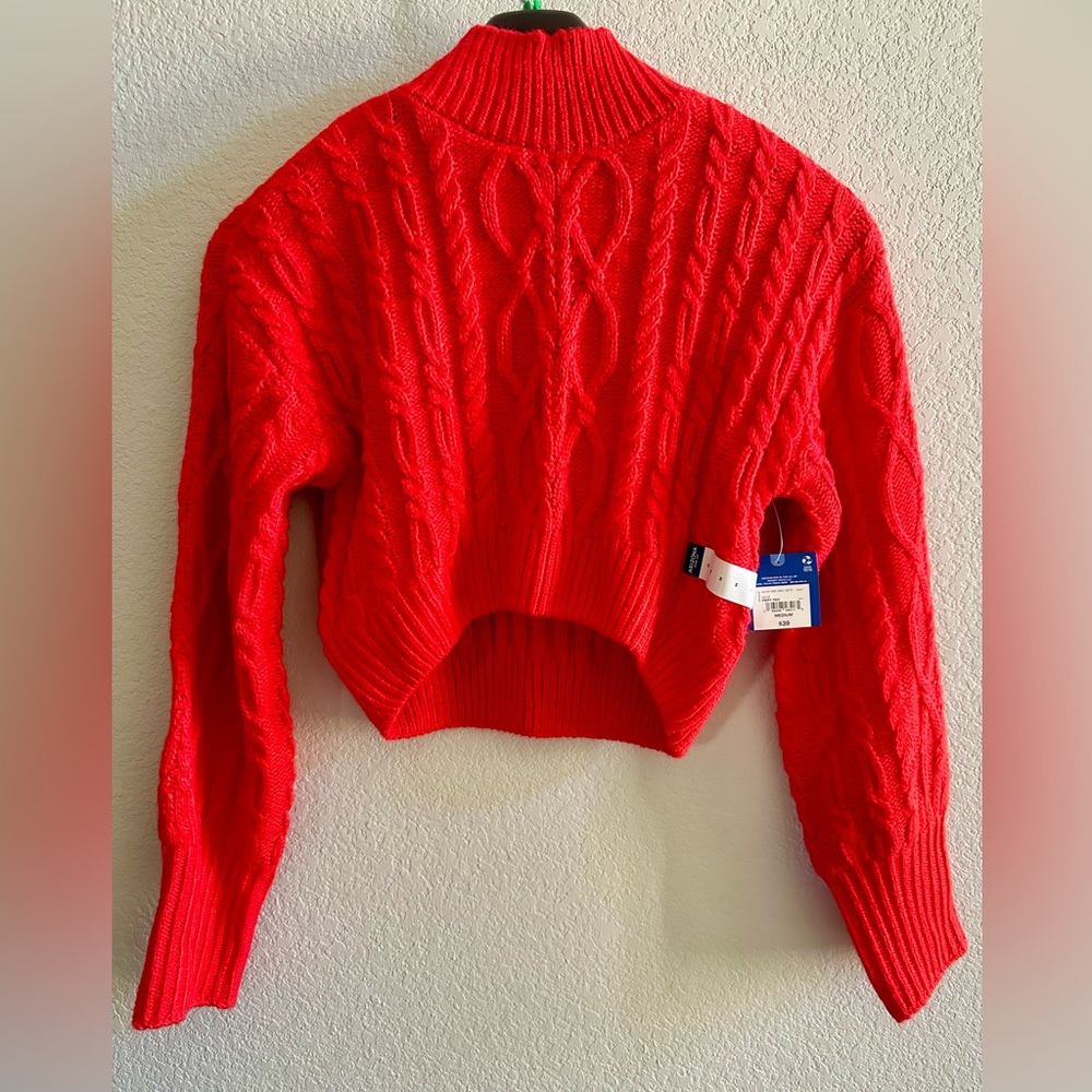 Arizona Juniors Womens Crew Neck Long Sleeve Pullover Sweater